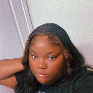 Meet your Posher, A'shanti